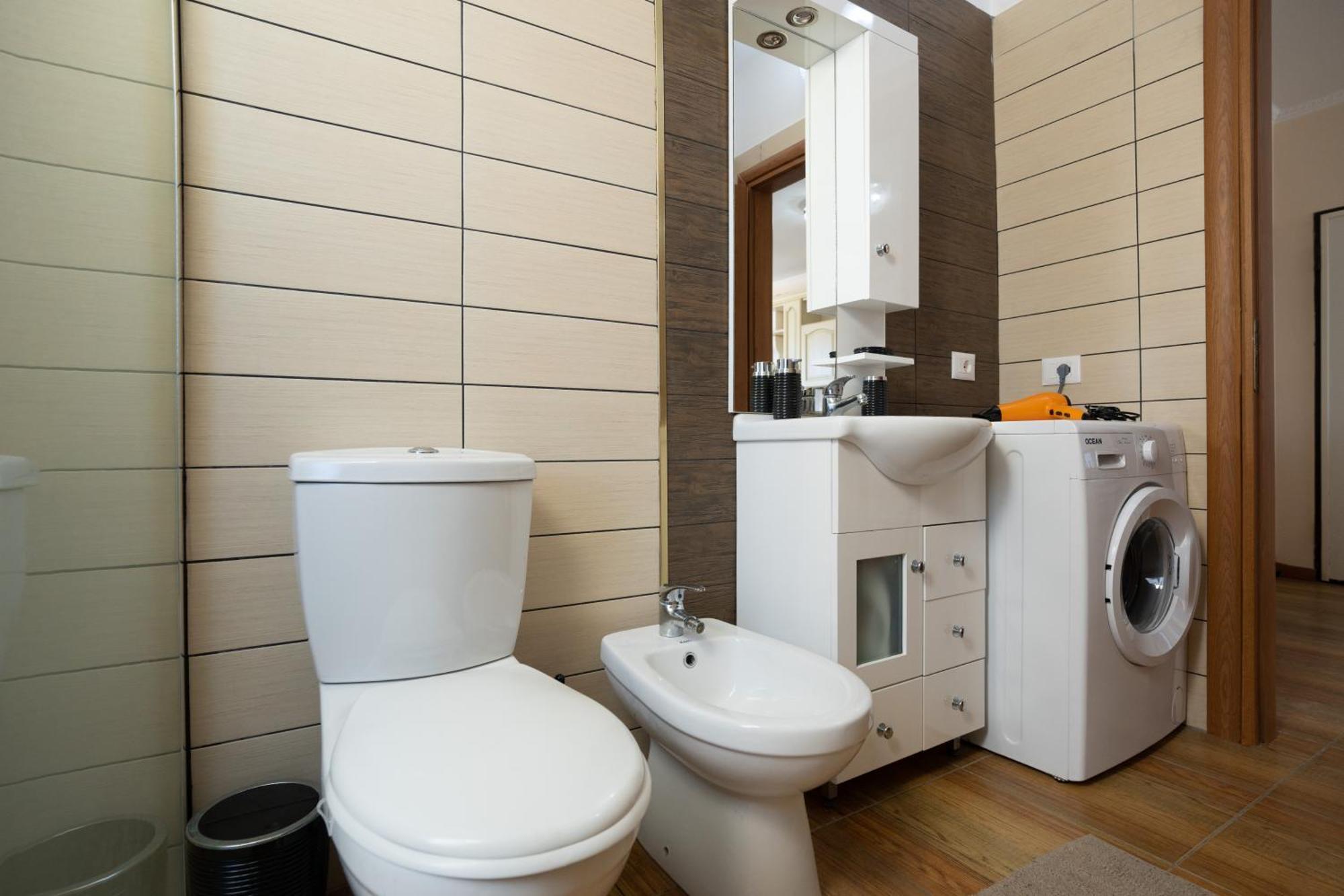 Sea View-apartment On The - Durrs2 *